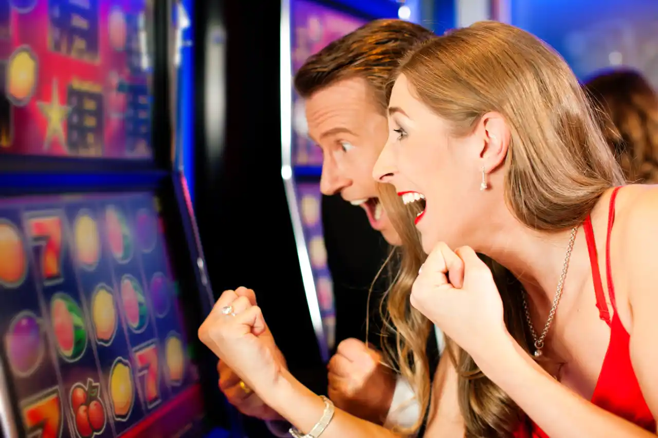 How Casinos Use Movie Themes to Attract New Players